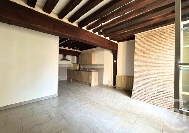 Appartement T2 à louer - 2 pièces - 43.6 m2 - CHARTRES - 28 - CENTRE - Century 21 Maitrejean Immobilier