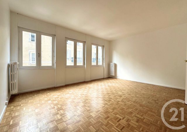 Appartement F3 à louer - 3 pièces - 67.0 m2 - CHARTRES - 28 - CENTRE - Century 21 Maitrejean Immobilier