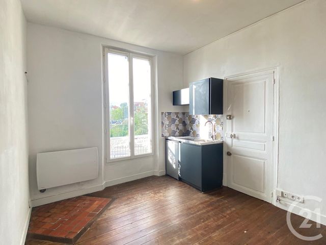 Appartement F1 à louer - 1 pièce - 21.49 m2 - CHARTRES - 28 - CENTRE - Century 21 Maitrejean Immobilier