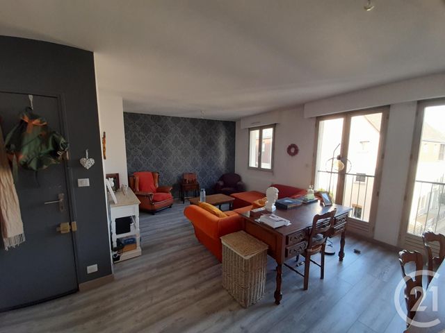 Appartement F2 à louer - 2 pièces - 64.49 m2 - CHARTRES - 28 - CENTRE - Century 21 Maitrejean Immobilier