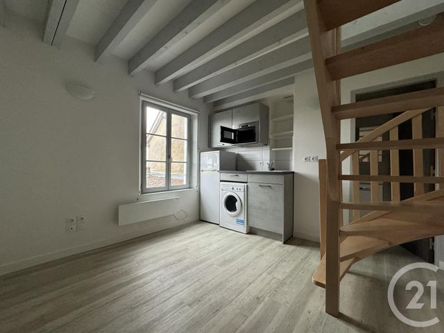 Appartement T2 à louer - 2 pièces - 19.89 m2 - CHARTRES - 28 - CENTRE - Century 21 Maitrejean Immobilier