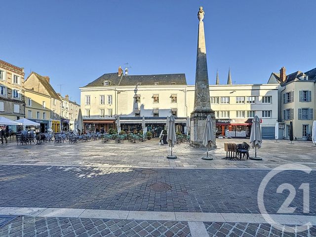 Appartement Duplex à vendre - 5 pièces - 133.0 m2 - CHARTRES - 28 - CENTRE - Century 21 Maitrejean Immobilier